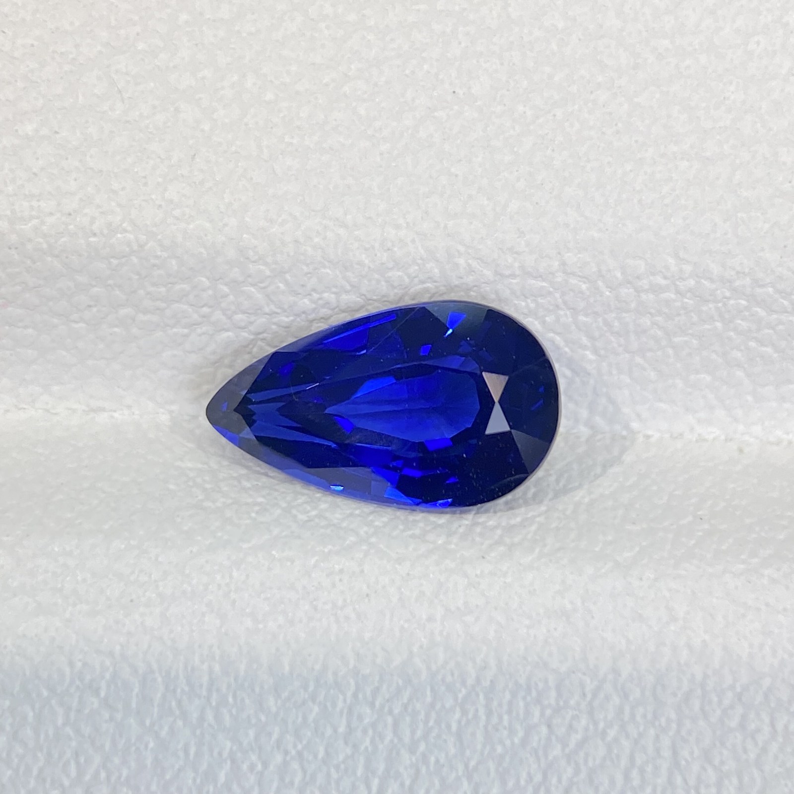 1.97-carat Royal Blue Sapphire, marquise cut, Fully Clean clarity