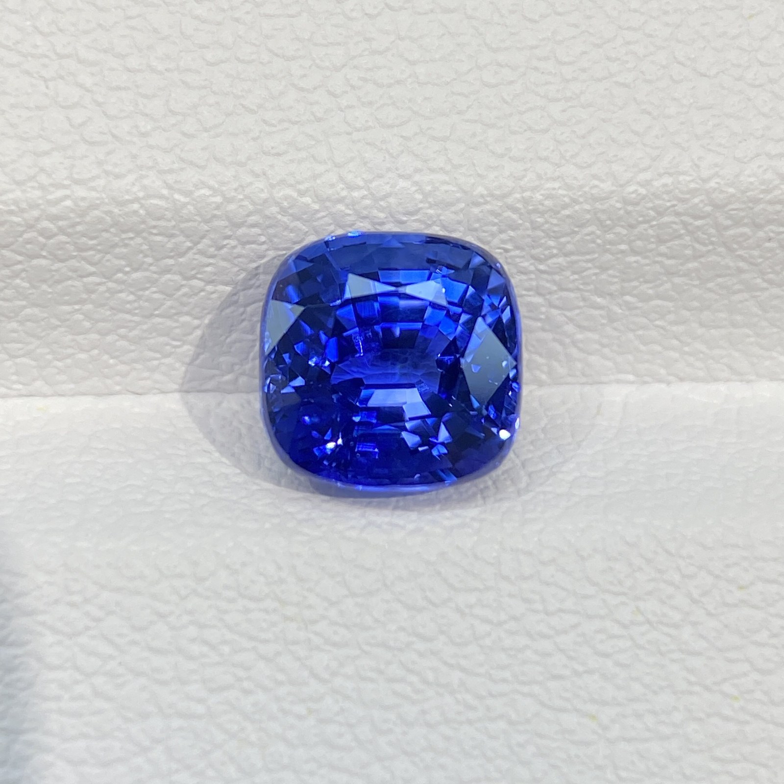 3.25ct Amethyst Sapphire, Cushion Cut, showcasing the elegant amethyst blue color