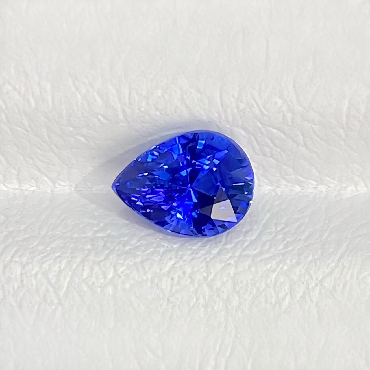 1.27-carat Royal Blue Sapphire, Teardrop cut, Eye-Clean clarity, GUILD certificate.