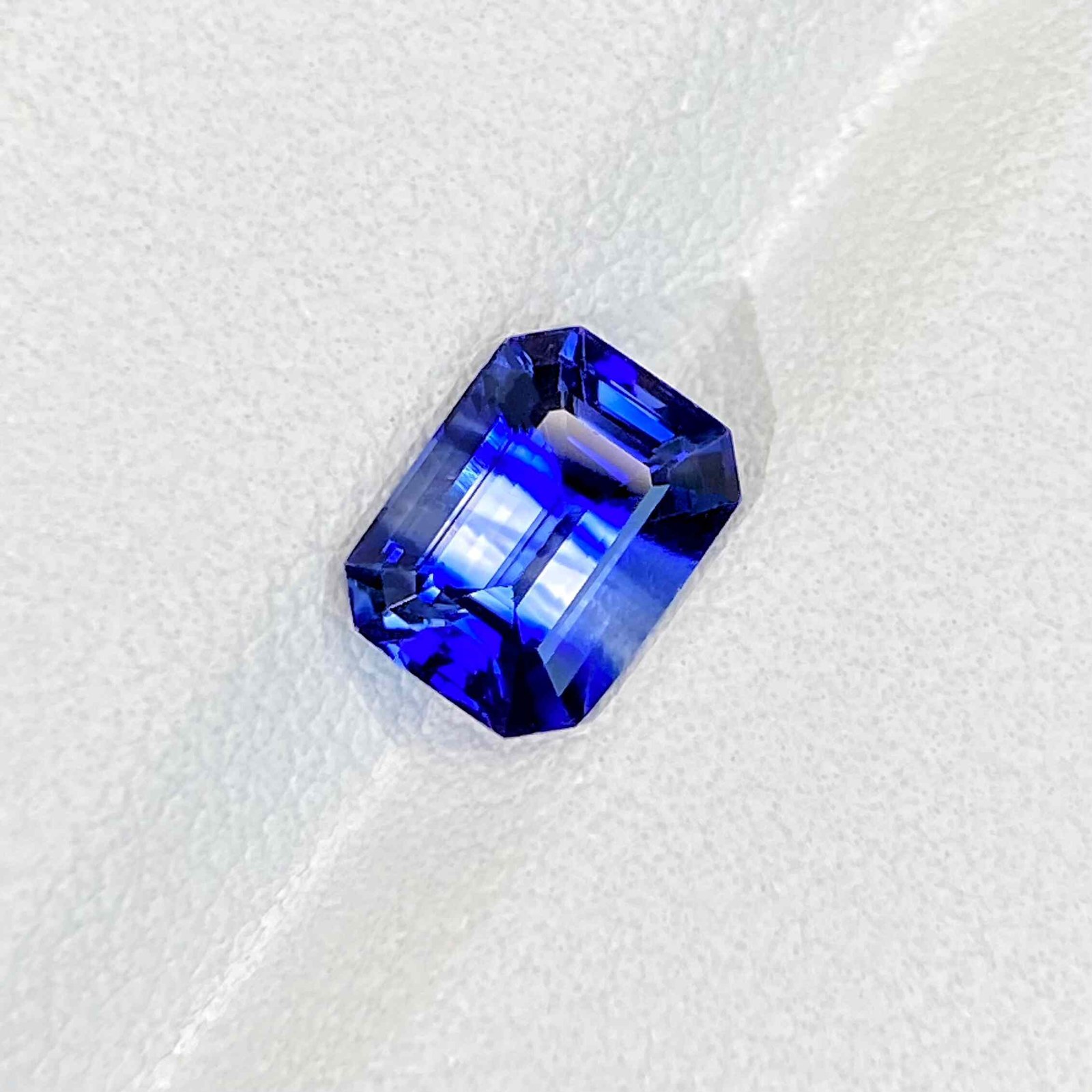 2.06-carat Royal Blue Sapphire Emerald Cut Stone Image 4