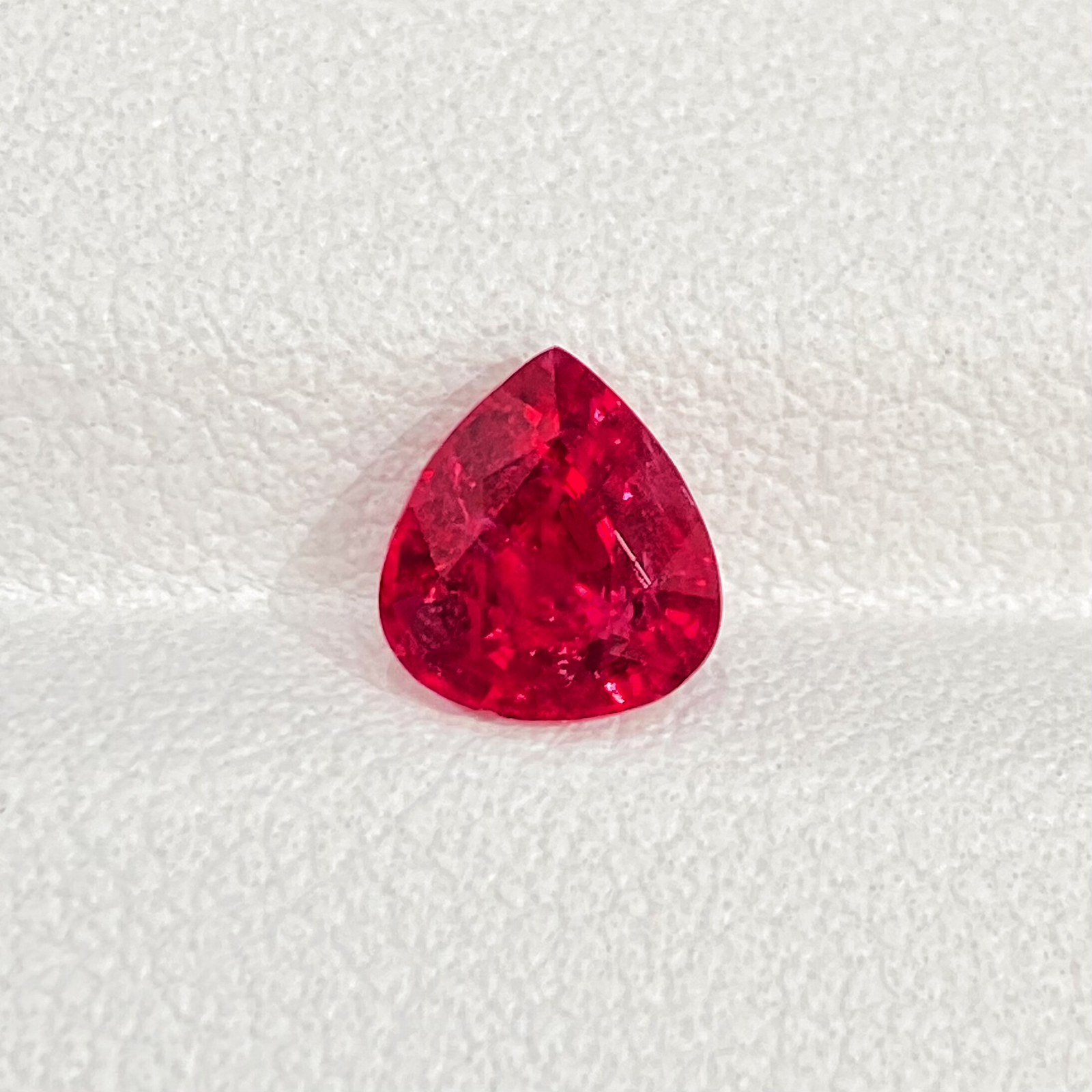 1.22 ct Pigeon's Blood Ruby · Tear Drop Stone Image 2