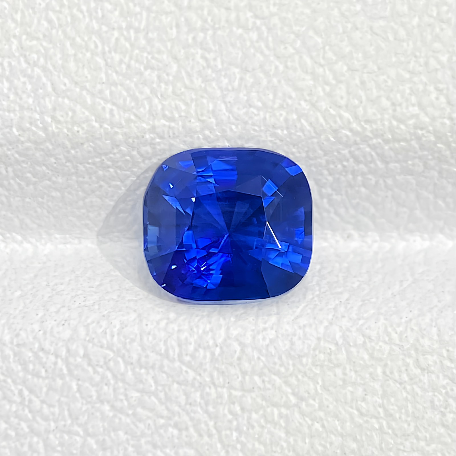 1.61ct 蓝宝石