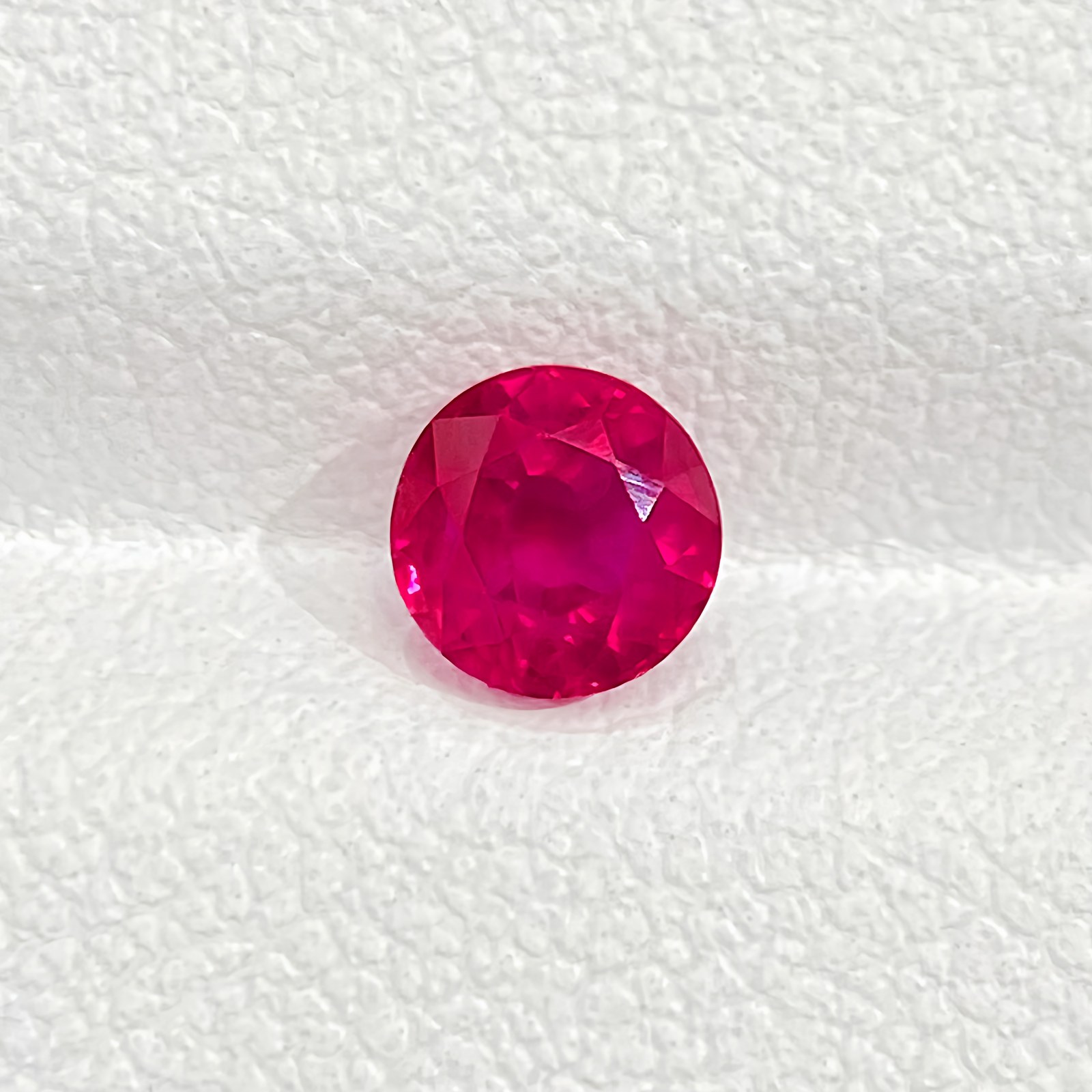 0.82-carat Mogok Red Ruby loose stone, round cut, GRC certified